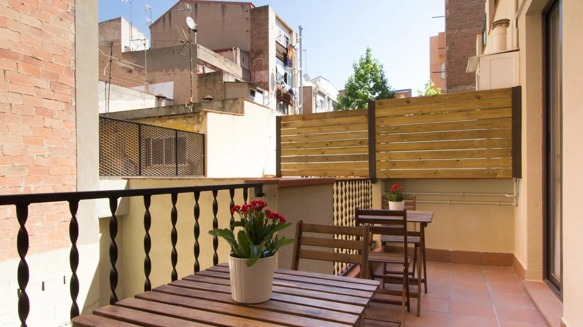 Novus Homes Barcelona Sants アパート